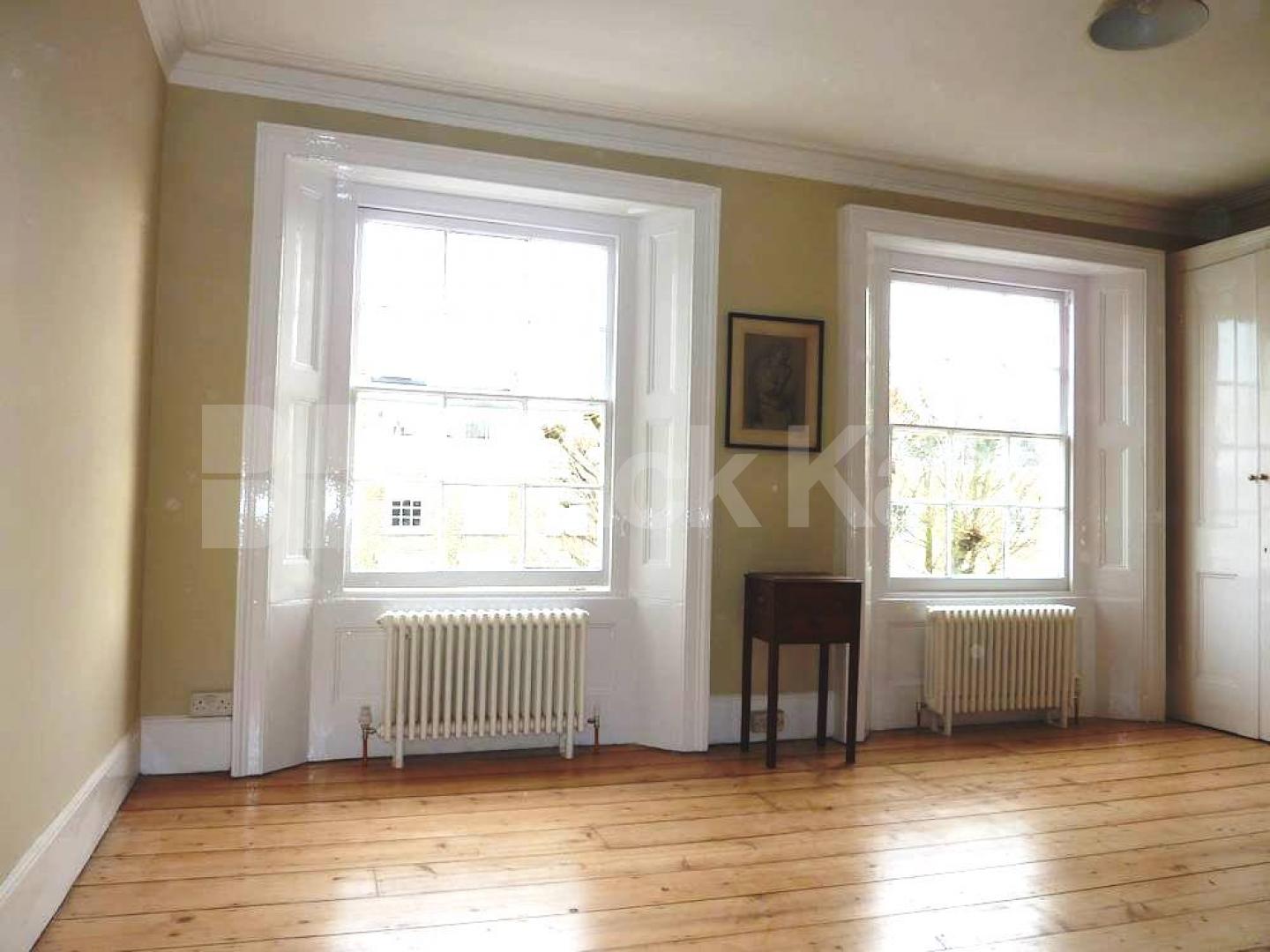 			2 Bedroom, 1 bath, 1 reception Flat			 Albert Street, CAMDEN